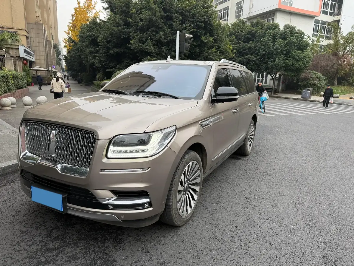2018 Lincoln Navigator 3.5T 415HP V6 10AT