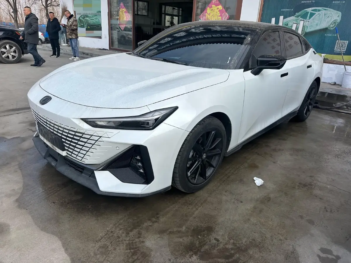 2023 ChangAn UNI-V 1.5T 188HP L4 7DCT