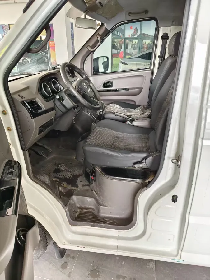 2020 MAXUS XinTu EV90 BEV 72KWH,autocango,china used car exporter,china ev exporter,chinese used car exporter,chinese used ev exporter