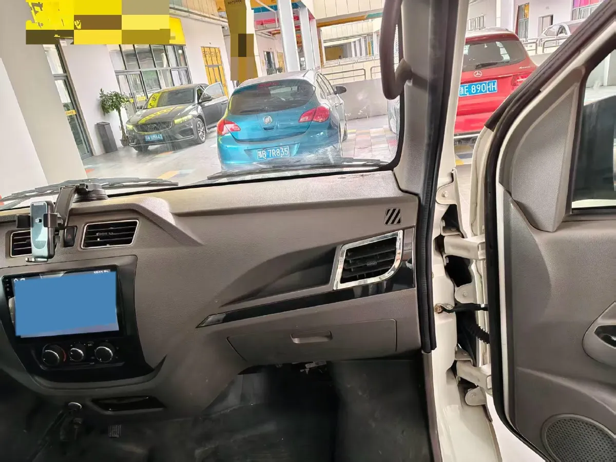 2020 MAXUS XinTu EV90 BEV 72KWH,autocango,china used car exporter,china ev exporter,chinese used car exporter,chinese used ev exporter