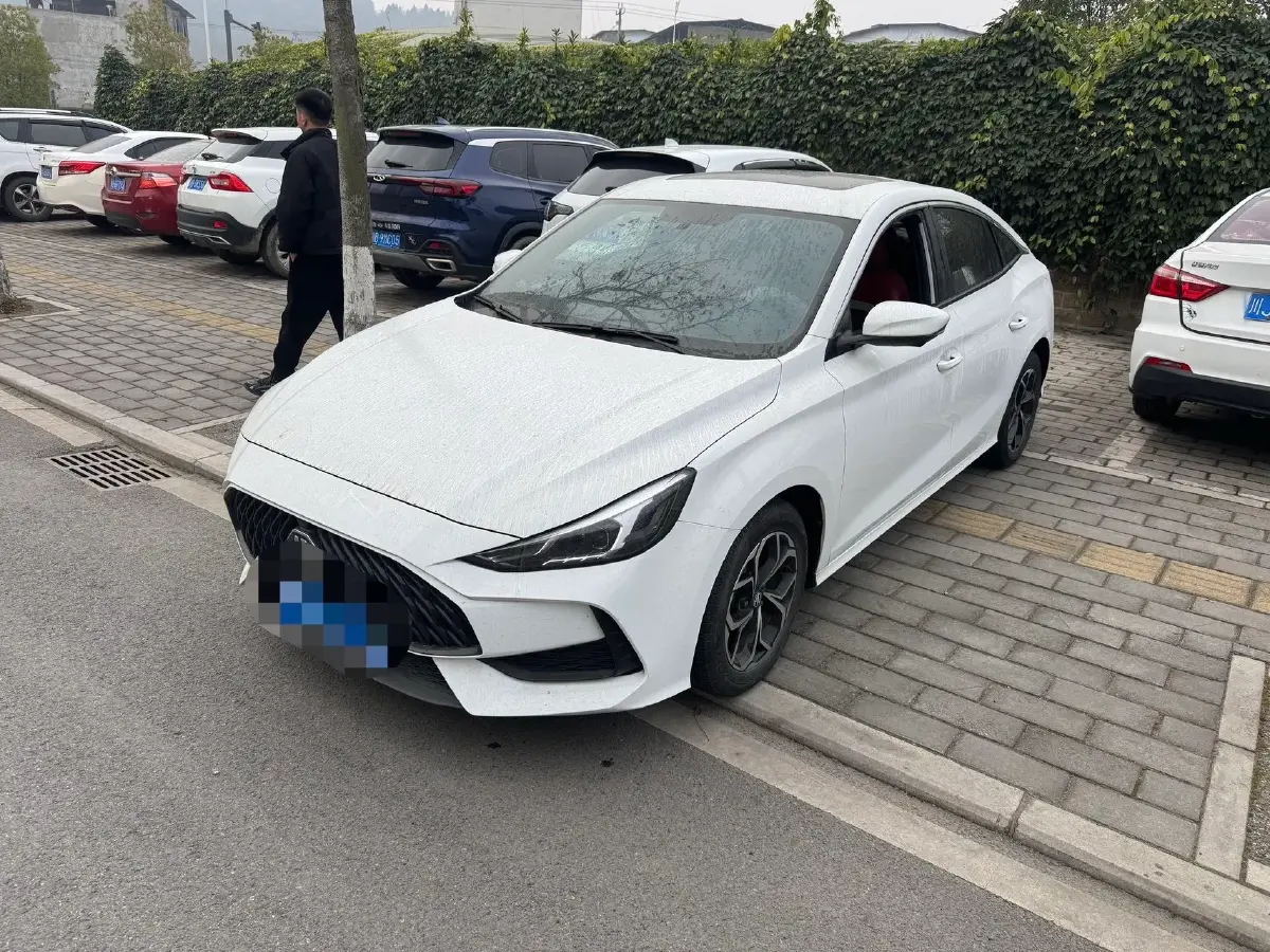 2021 MG 5 1.5L 120HP L4 CVT