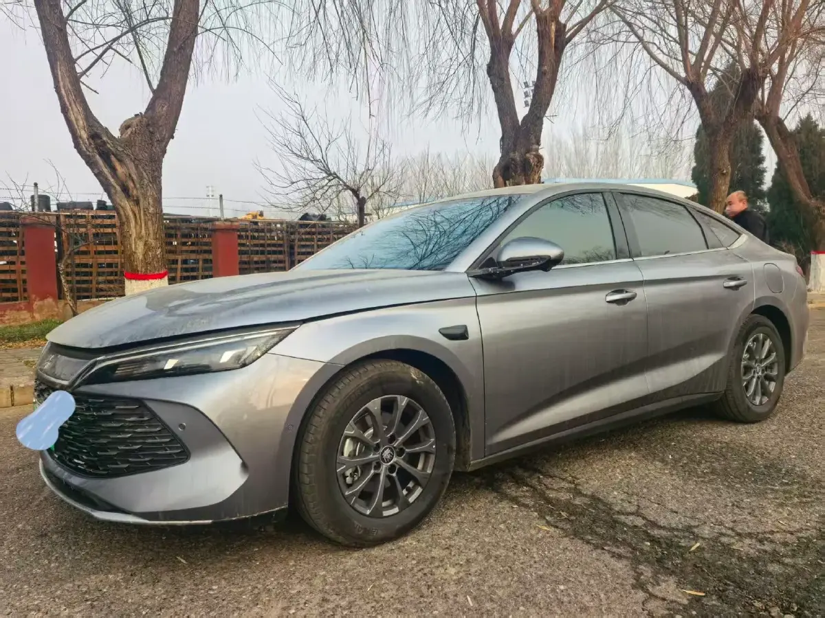 2025 BYD QinL 1.5L 101HP L4 E-CVT PHEV 10.08KWH