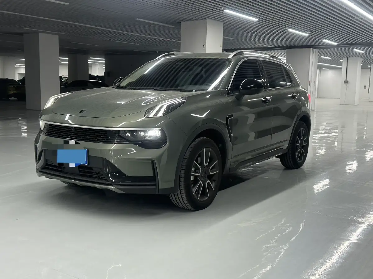 2024 LYNK&CO 01 2.0T 254HP L4 8AT