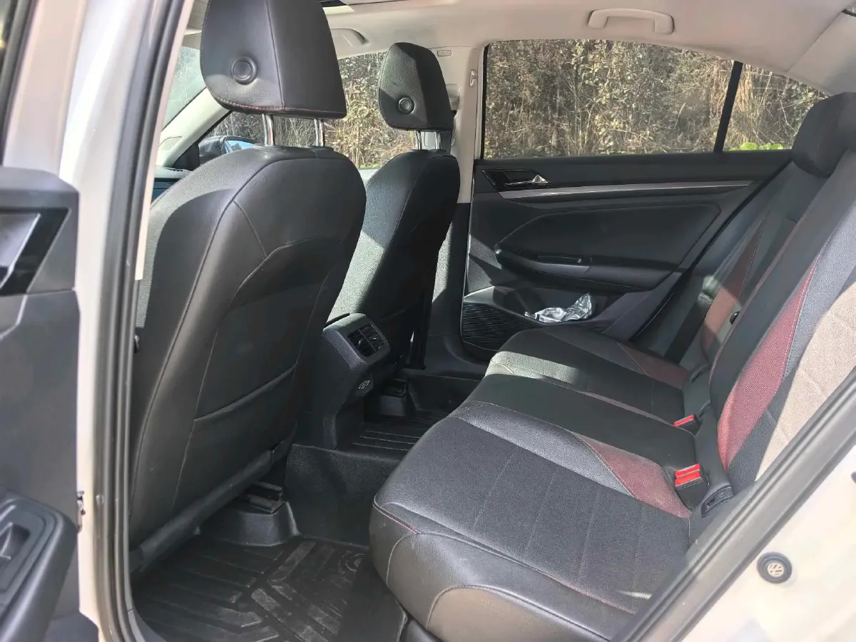 2019 HuangHai WeiLong 2.4T 218HP L4 6AT,autocango,china used car exporter,china ev exporter,chinese used car exporter,chinese used ev exporter