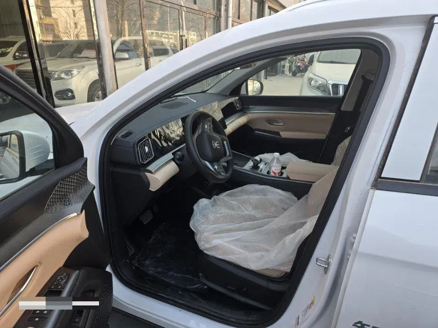 2025 BYD Song Pro 1.5L 101HP L4 E-CVT PHEV 18.3KWH,autocango,china used car exporter,china ev exporter,chinese used car exporter,chinese used ev exporter