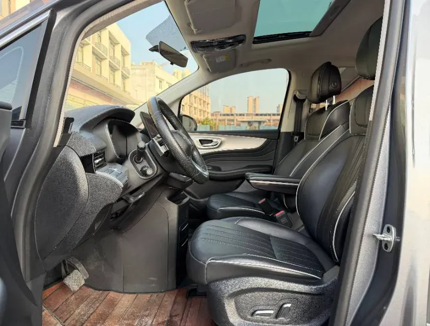 2021 Roewe iMAX8 2.0T 234HP L4 8AT,autocango,china used car exporter,china ev exporter,chinese used car exporter,chinese used ev exporter