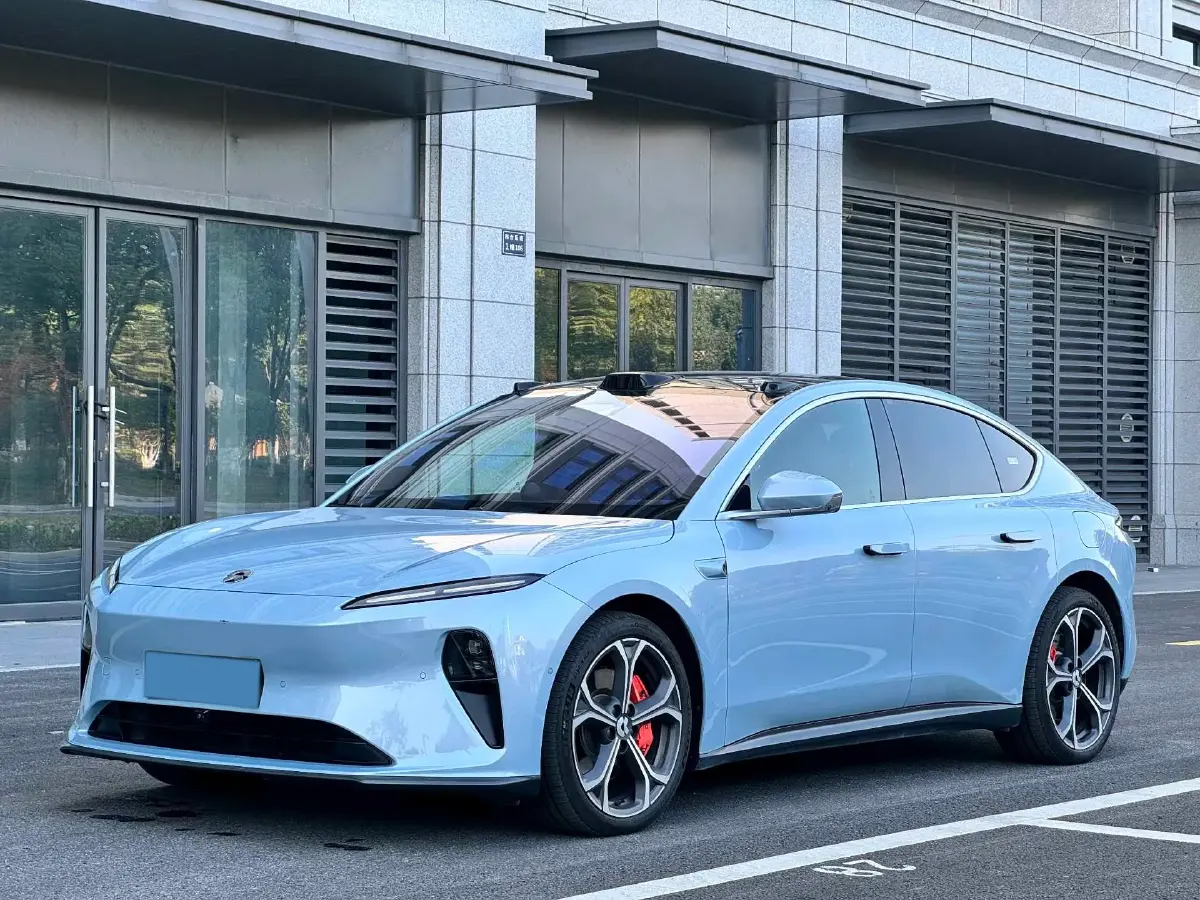 2024 NIO ET5 BEV 75KWH