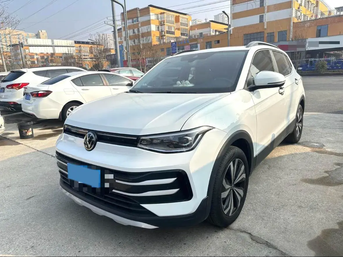 2025 Volkswagen Tharu 1.5L 110HP L4 6AT