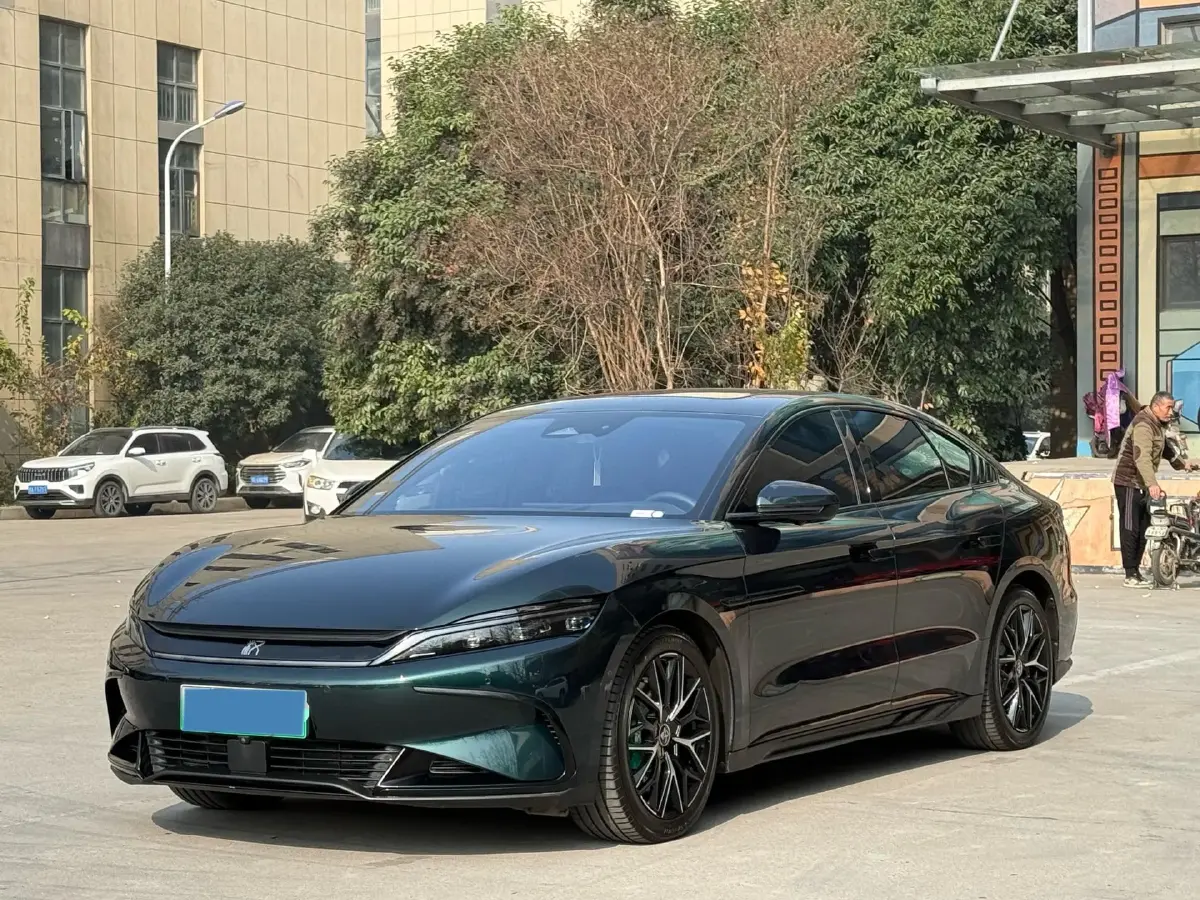 2022 Toyota Highlander 2.5L 192HP L4 E-CVT Hybrid