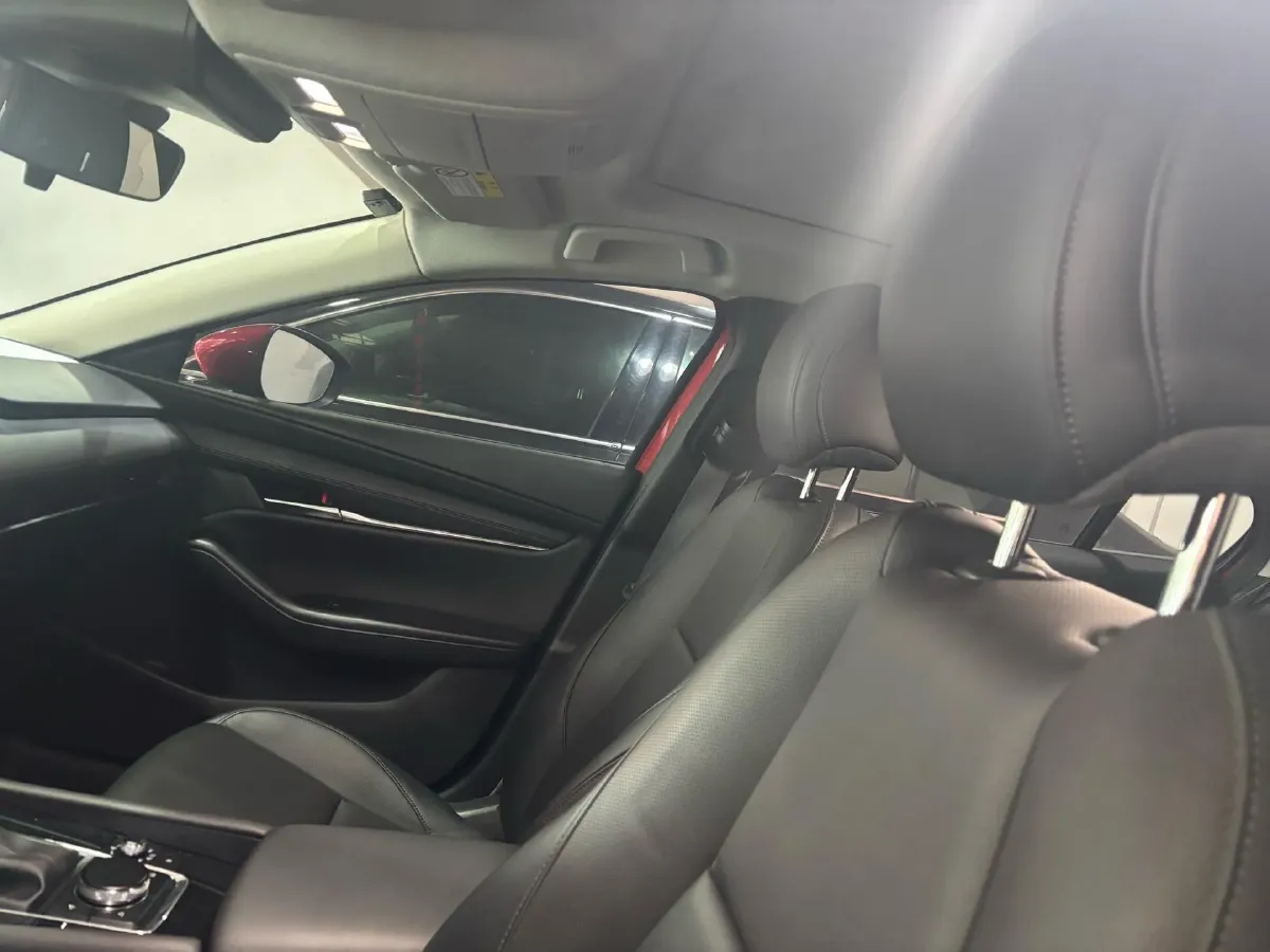 2021 Mazda 3 Axela 2.0L 158HP L4 6AT,autocango,china used car exporter,china ev exporter,chinese used car exporter,chinese used ev exporter