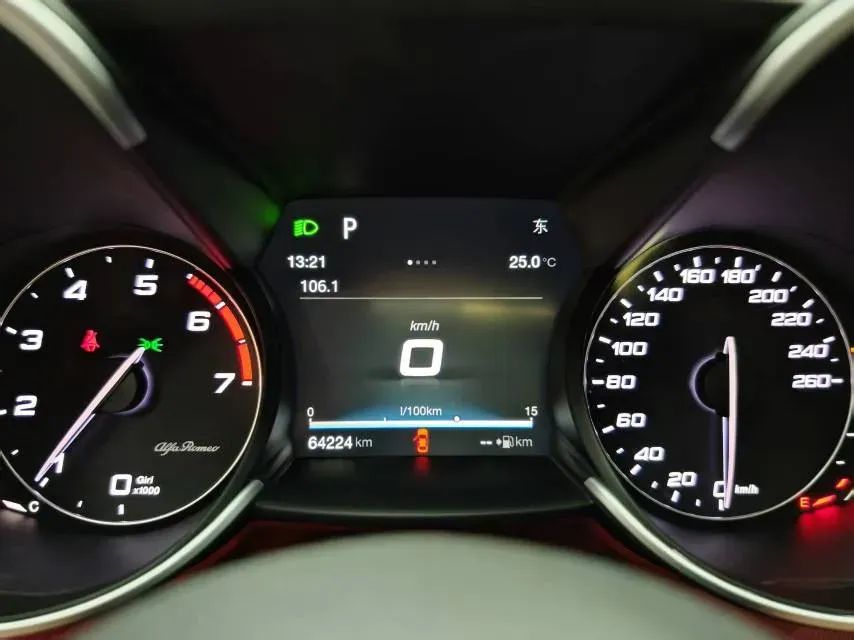 2017 Infiniti Q50 3.5L 320HP V6 7AT Hybrid,autocango,china used car exporter,china ev exporter,chinese used car exporter,chinese used ev exporter