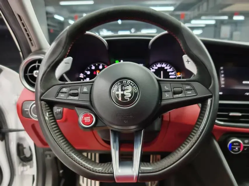 2017 Infiniti Q50 3.5L 320HP V6 7AT Hybrid,autocango,china used car exporter,china ev exporter,chinese used car exporter,chinese used ev exporter