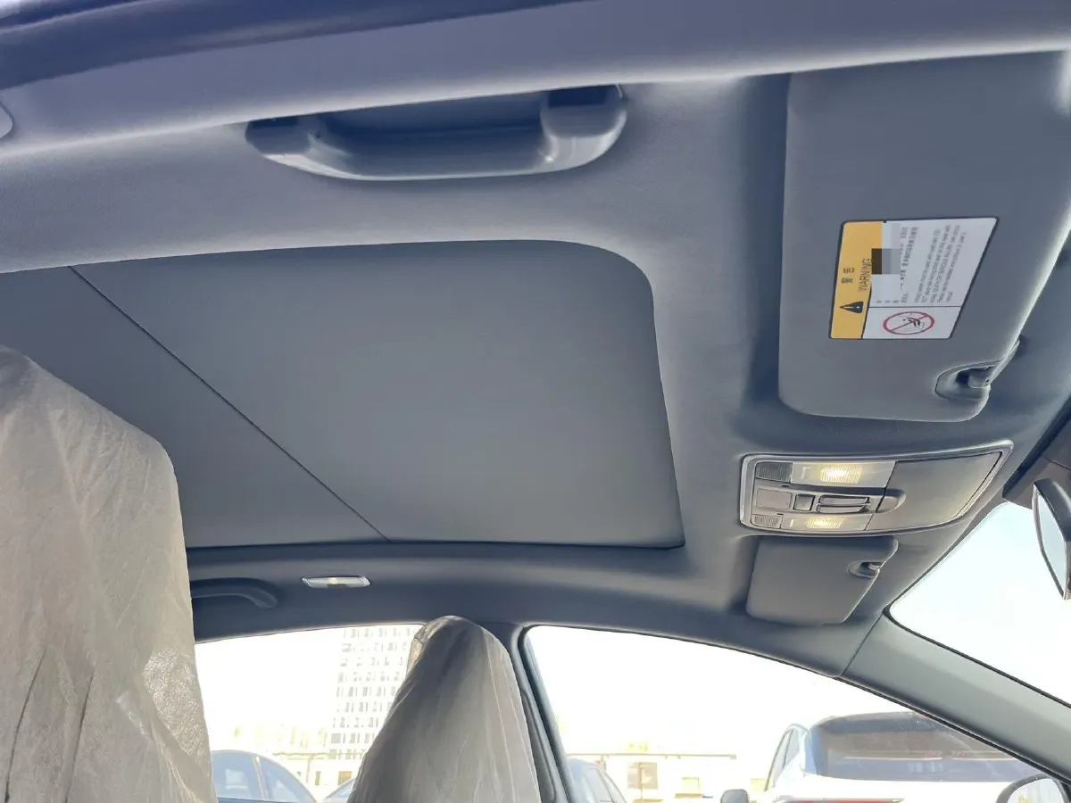 2023 ChangAn Raeton Plus 1.5T 188HP L4 7DCT,autocango,china used car exporter,china ev exporter,chinese used car exporter,chinese used ev exporter