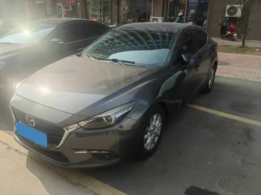 2017 Mazda 3 Axela 1.5L 117HP L4 6AT