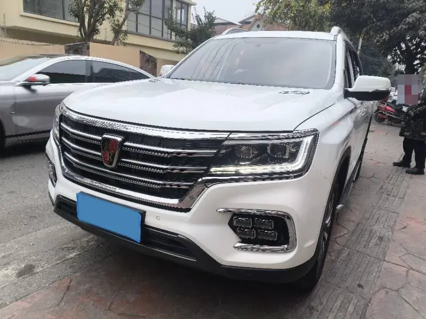 2019 Roewe RX8 2.0T 222HP L4 6AT