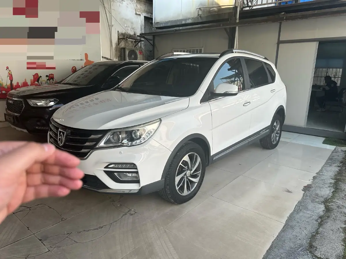 2017 BaoJun 560 1.5T 150HP L4 6DCT