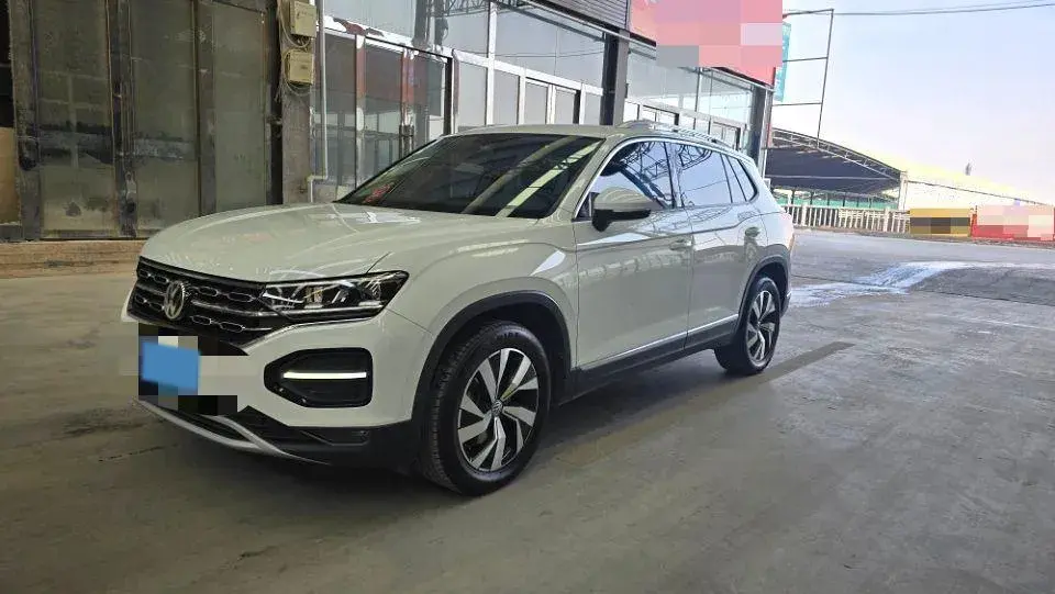 2019 Jeep Cherokee 2.0T 234HP L4 9AT