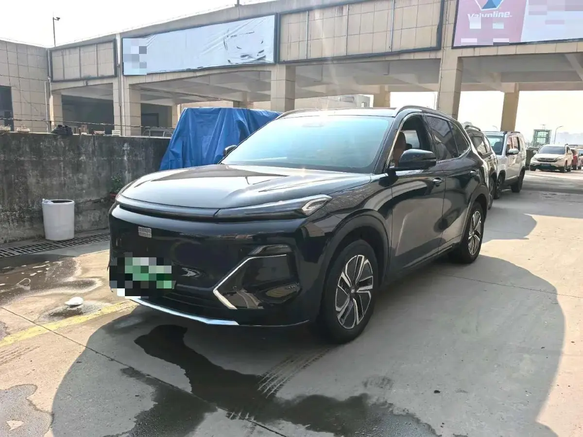 2025 BYD Sea Lion 05 DM-i 1.5L 101HP L4 E-CVT PHEV 18.3KWH