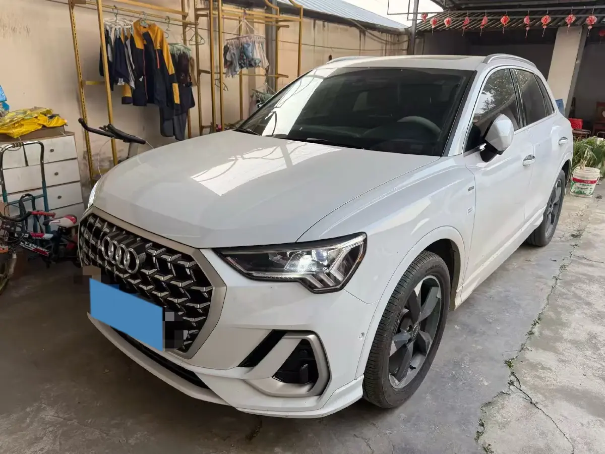 2023 Audi Q3 1.5T 160HP L4 7DCT