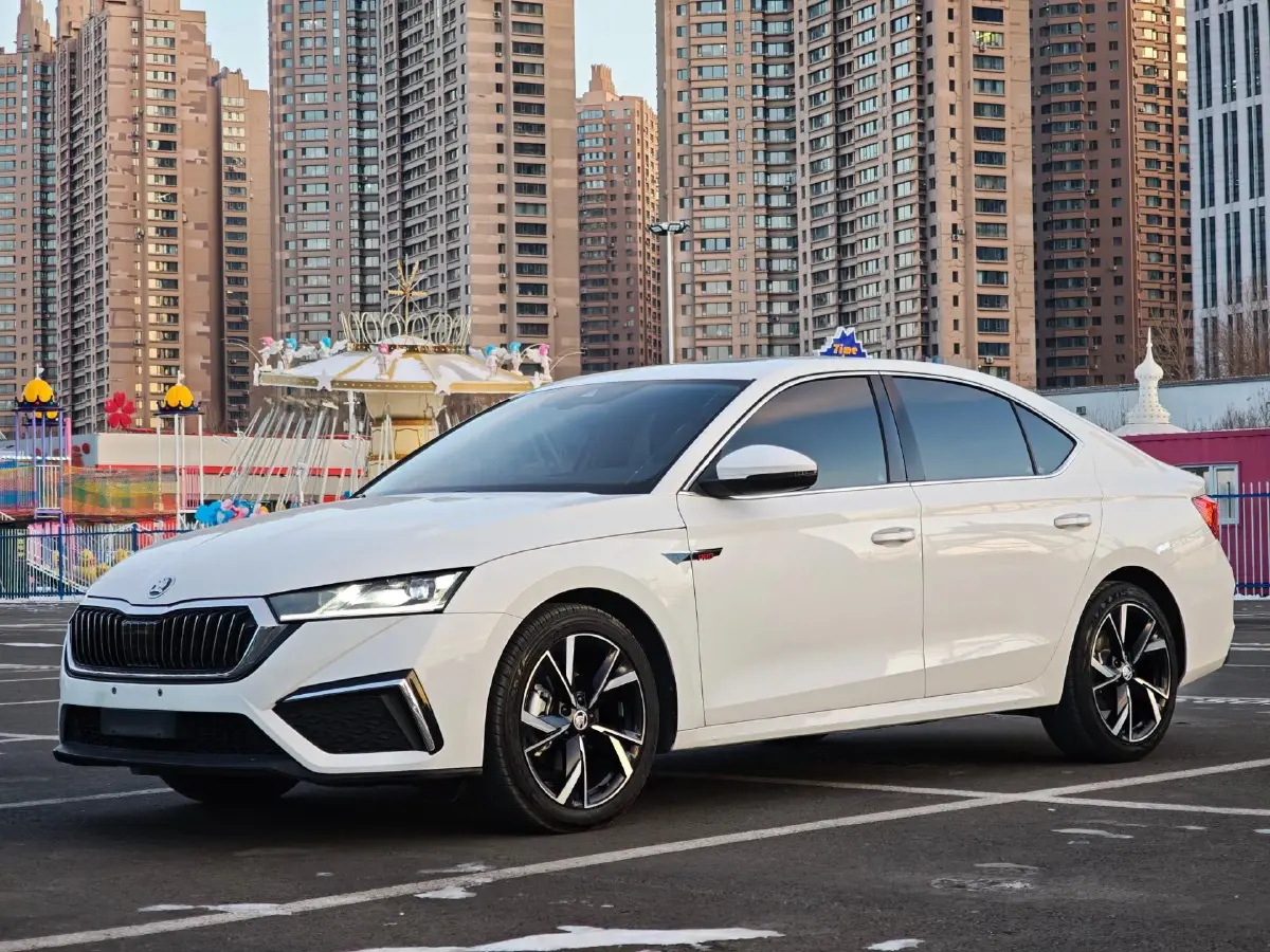 2022 Skoda Octavia 1.4T 150HP L4 7DCT