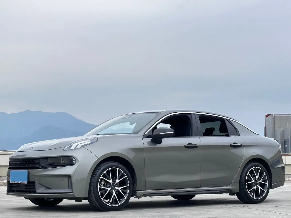 2022 LYNK&CO 03 2.0T 190HP L4 7DCT