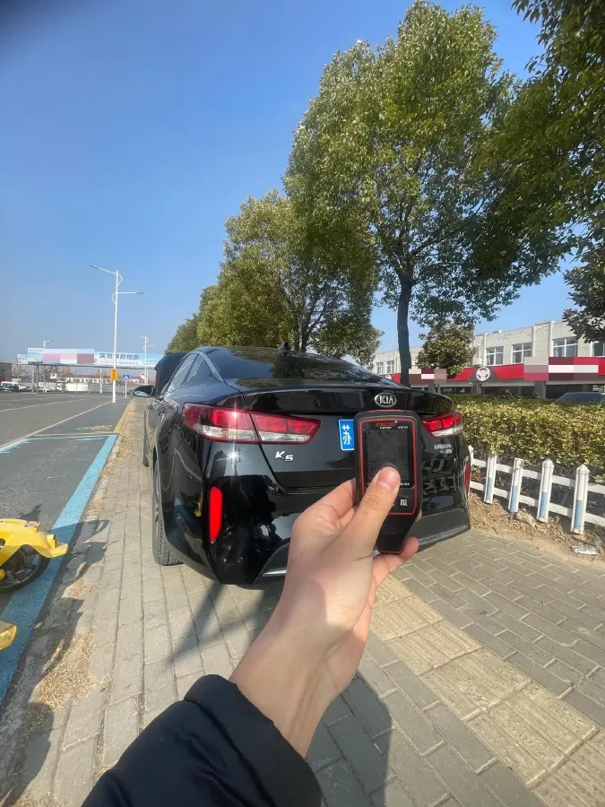 2016 Kia K5 2.0L 156HP L4 6AT Hybrid,autocango,china used car exporter,china ev exporter,chinese used car exporter,chinese used ev exporter