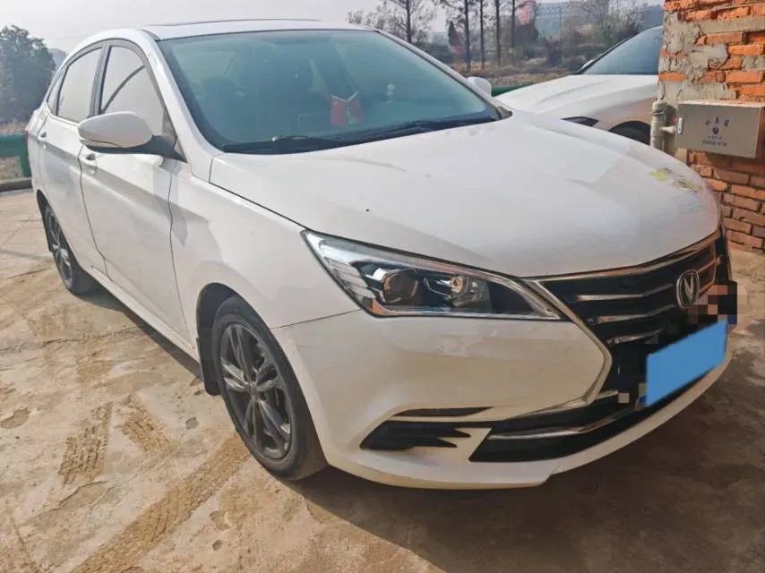 2019 ChangAn Eado DT 1.6L 125HP L4 5MT,autocango,china used car exporter,china ev exporter,chinese used car exporter,chinese used ev exporter