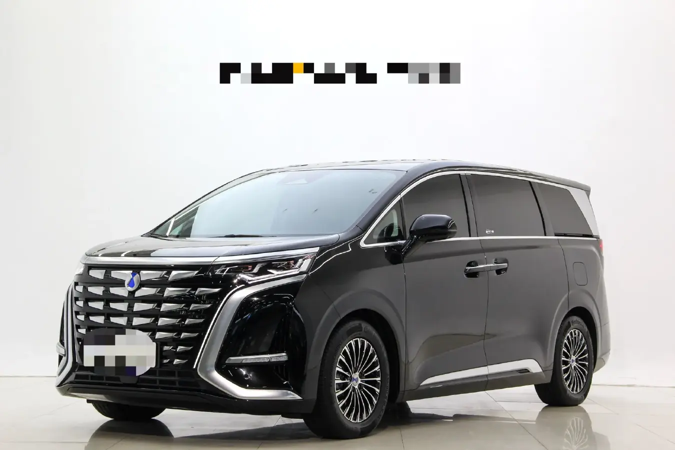 2024 Denza D9 1.5T 139HP L4 E-CVT PHEV 40KWH