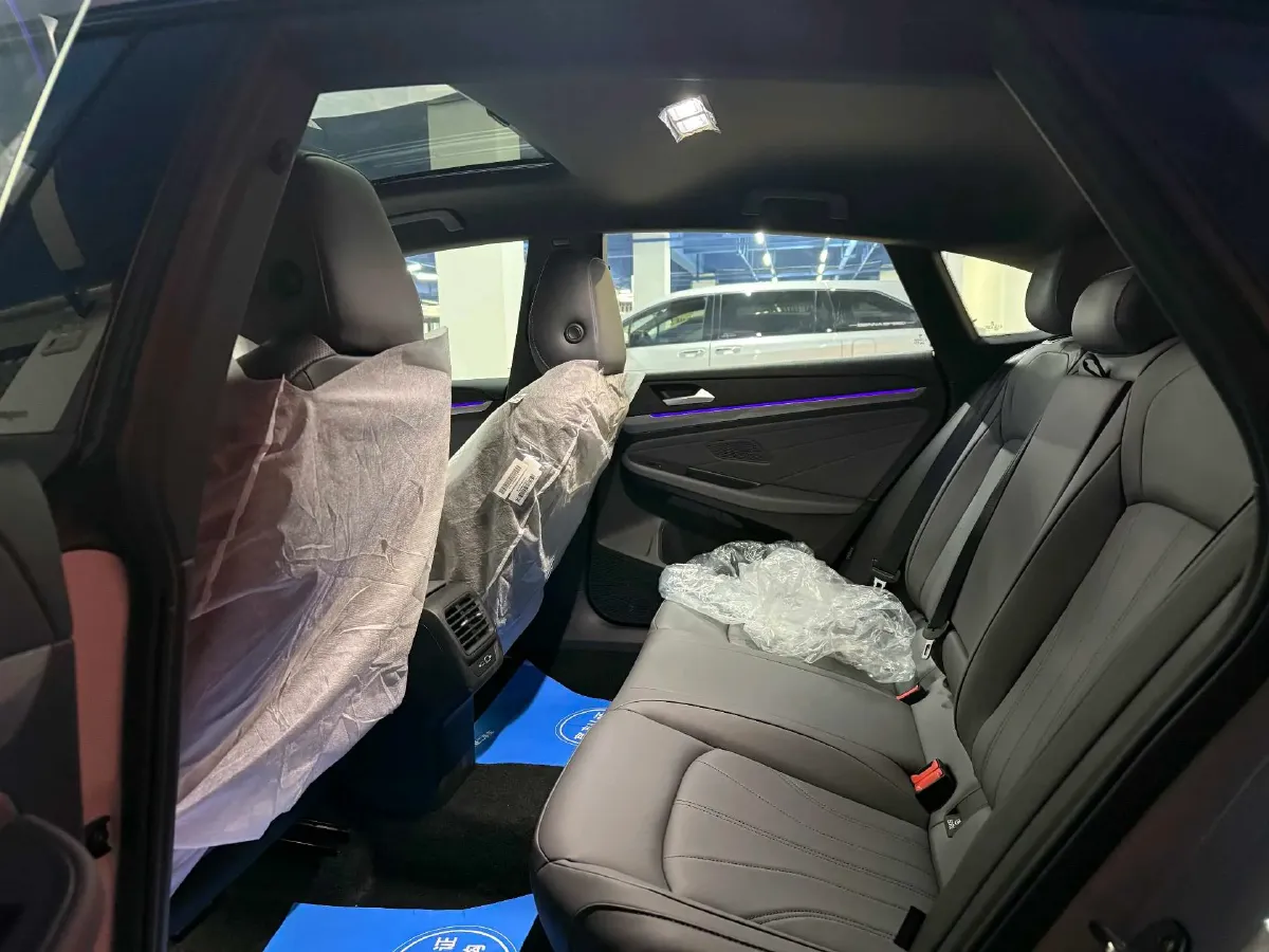 2026 Volkswagen Lamando 2.0T 220HP L4 7DCT,autocango,china used car exporter,china ev exporter,chinese used car exporter,chinese used ev exporter