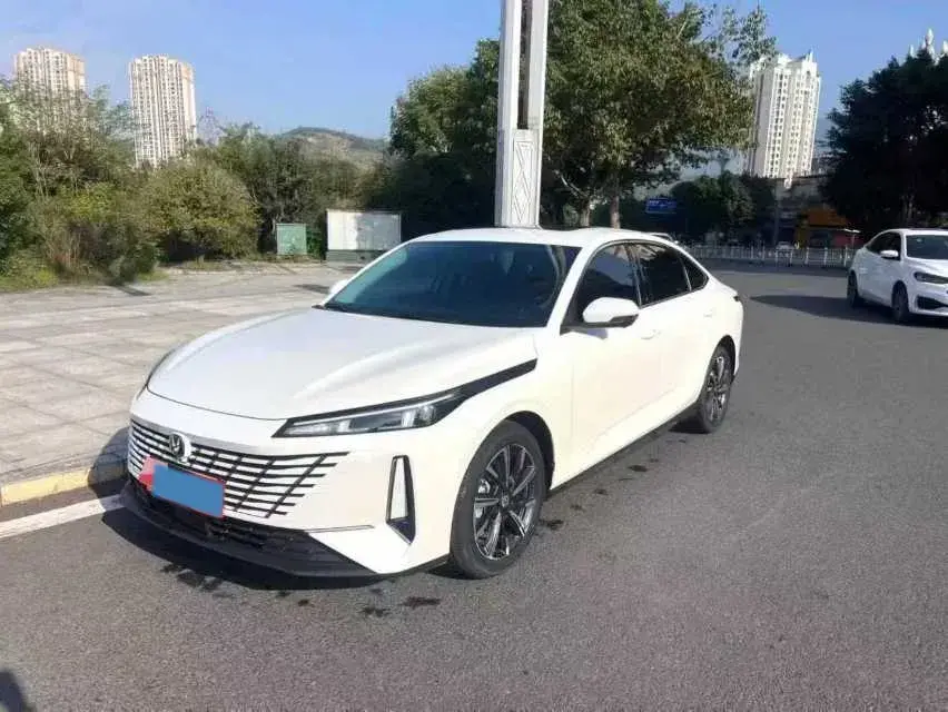 2024 ChangAn Eado 1.5T 170HP L4 7DCT