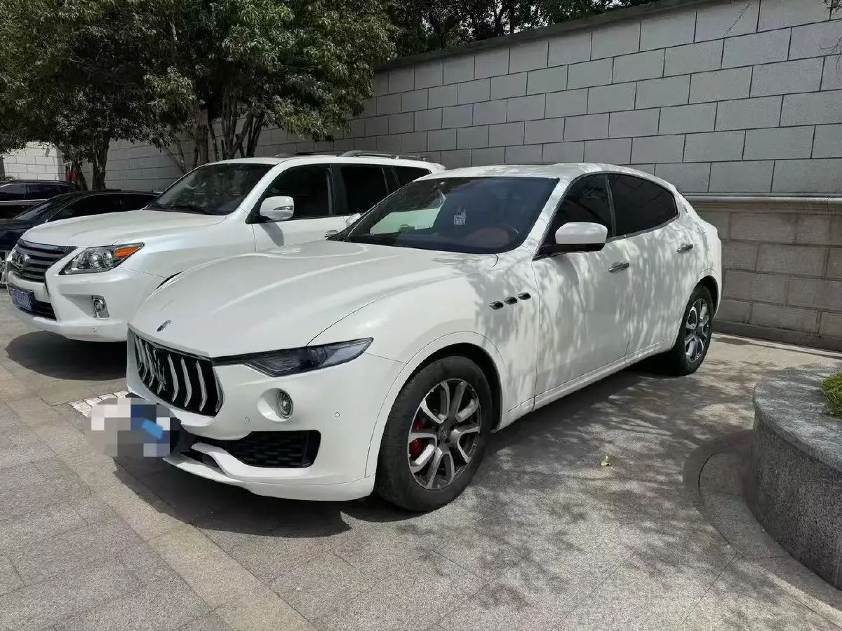 2018 Jaguar XJ 3.0T 340HP V6 8AT