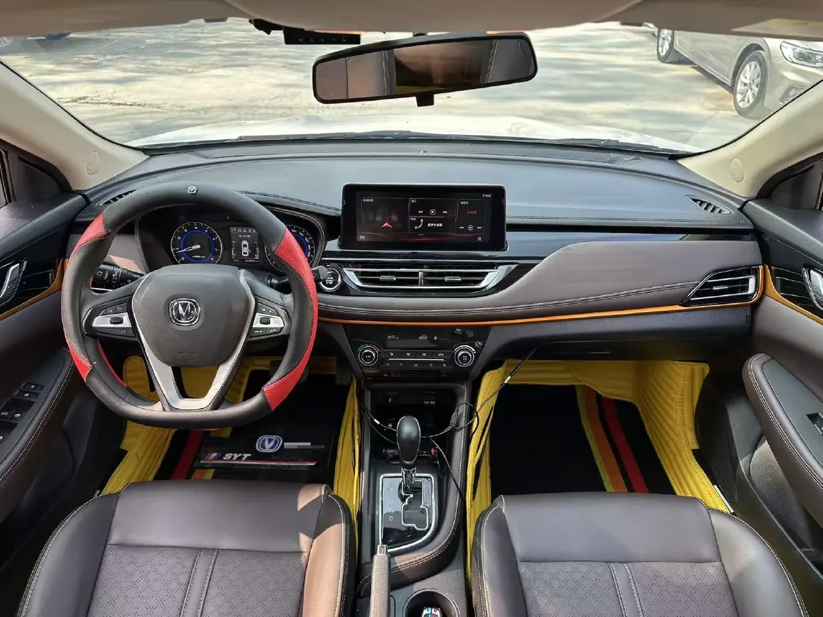 2019 ChangAn Eado DT 1.6L 125HP L4 4AT,autocango,china used car exporter,china ev exporter,chinese used car exporter,chinese used ev exporter