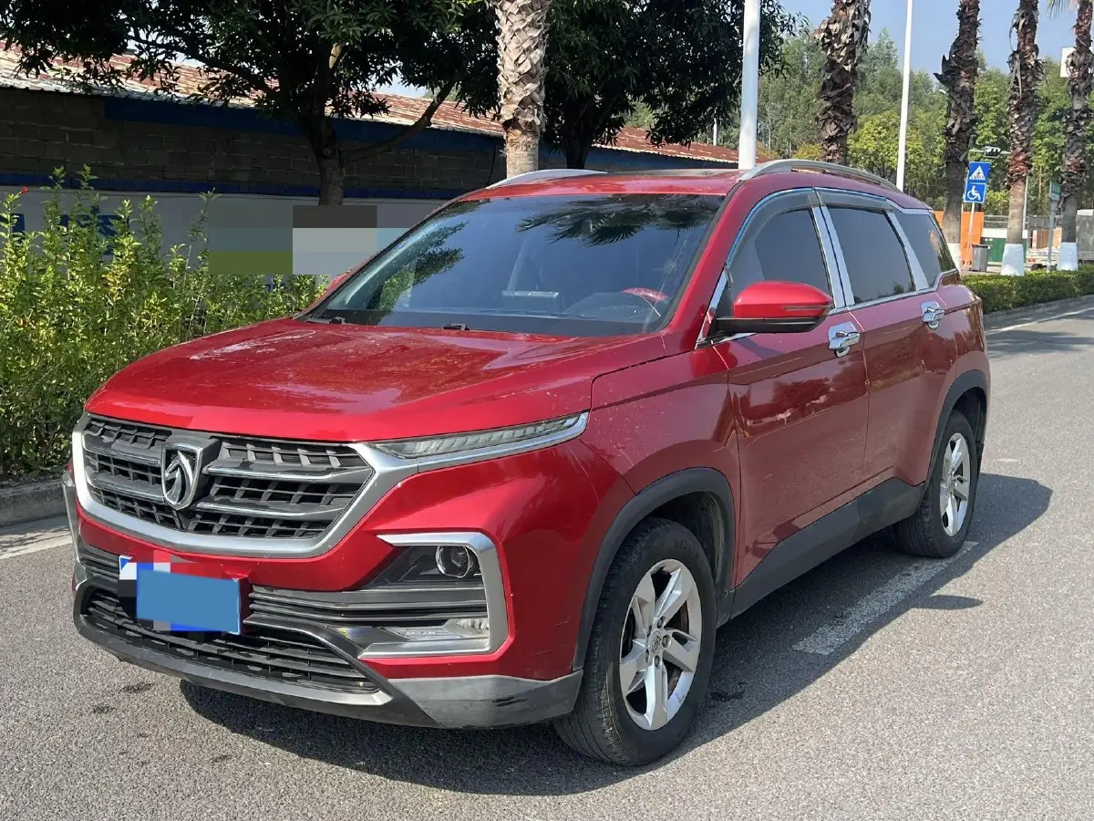 2018 BaoJun 530 1.5T 150HP L4 6MT