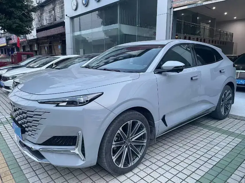2021 ChangAn UNI-K 2.0T 233HP L4 8AT