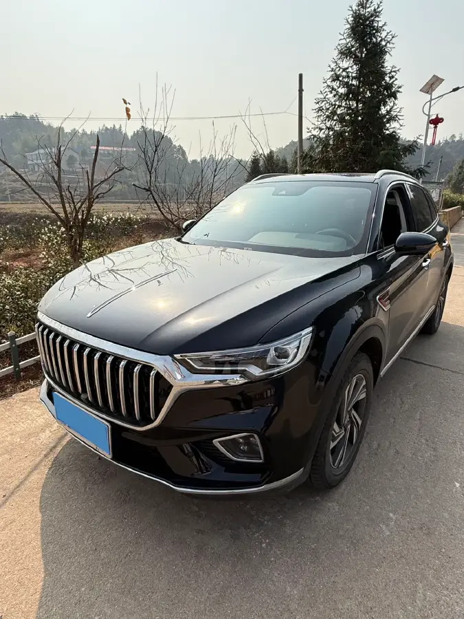 2022 HongQi HS5 2.0T 224HP L4 6AT