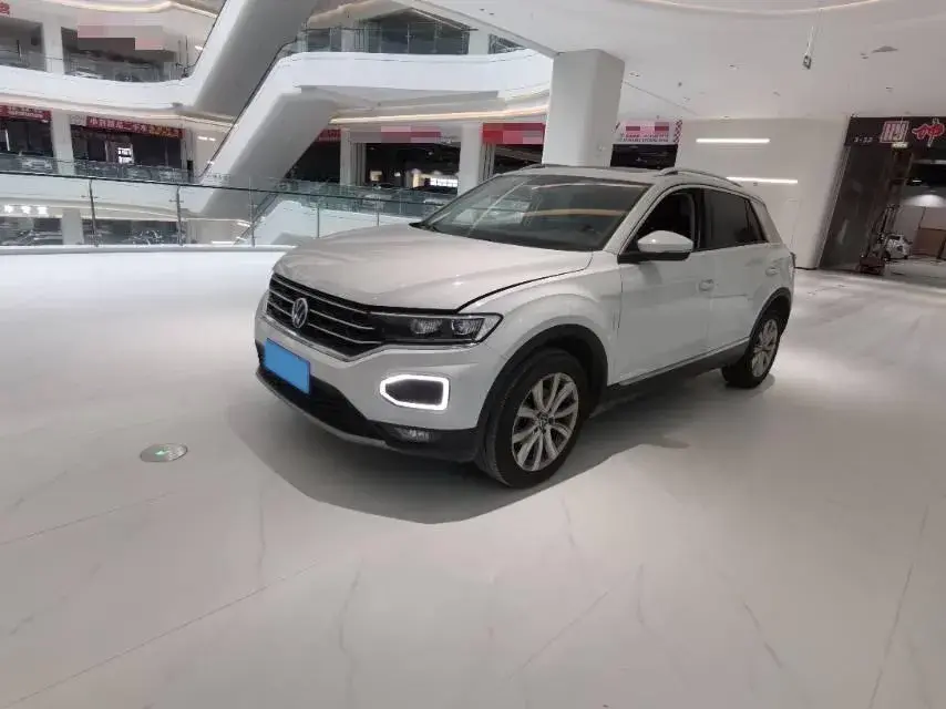 2021 Volkswagen T-Roc 1.4T 150HP L4 7DCT