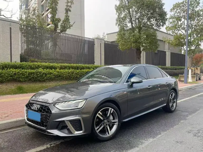 2020 Audi A4L 2.0T 190HP L4 7DCT