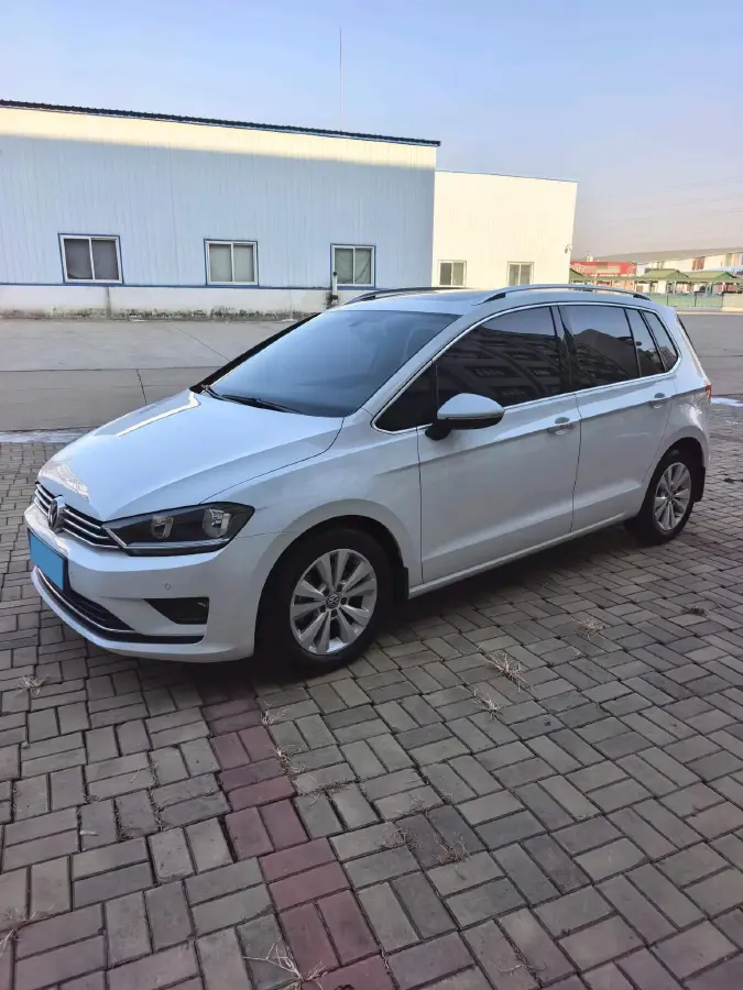 2018 Volkswagen Golf Sportsvan 1.4T 131HP L4 7DCT