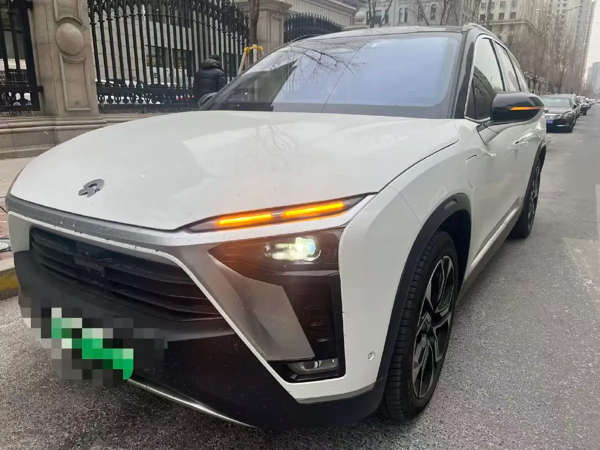 2020 NIO ES8 BEV 70KWH