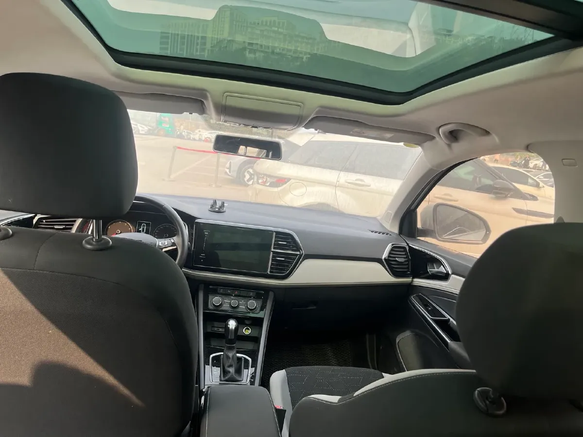 2023 Jetta VS7 1.4T 150HP L4 6AT,autocango,china used car exporter,china ev exporter,chinese used car exporter,chinese used ev exporter