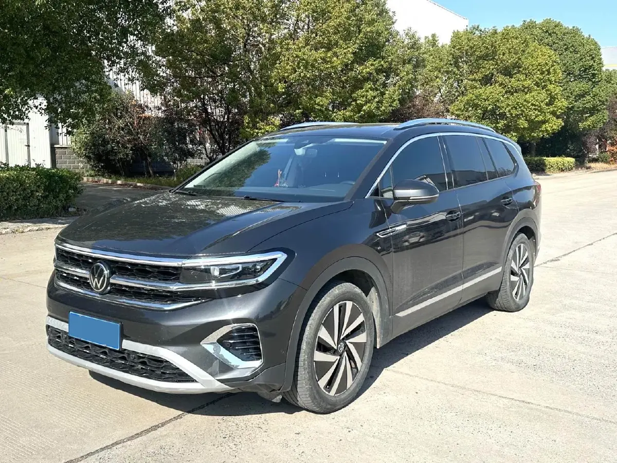 2021 Volkswagen Talagon 2.0T 220HP L4 7DCT