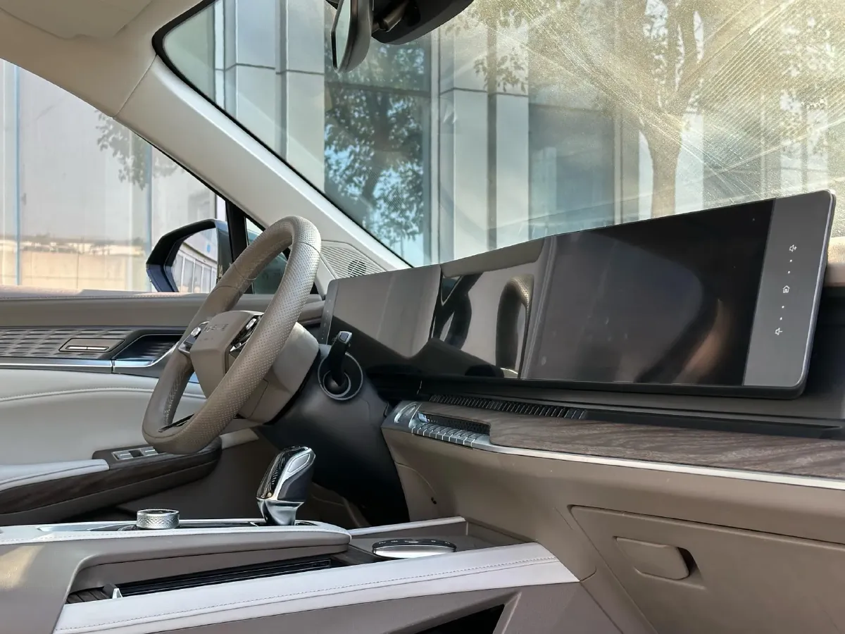 2023 Roewe RX9 2.0T 242HP L4 9AT,autocango,china used car exporter,china ev exporter,chinese used car exporter,chinese used ev exporter