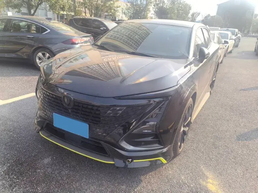 2022 ChangAn UNI-T 1.5T 188HP L4 7DCT