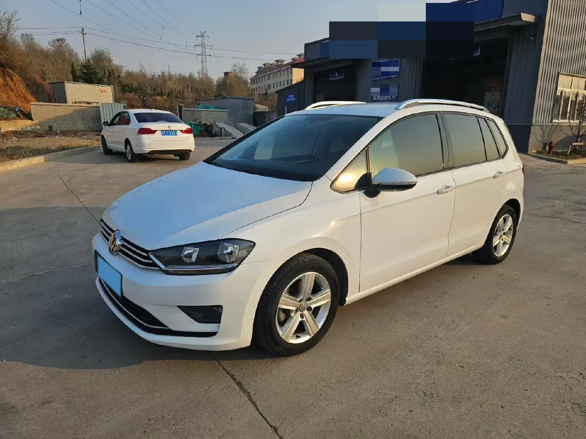2018 Volkswagen Golf Sportsvan 1.6L 110HP L4 6AT