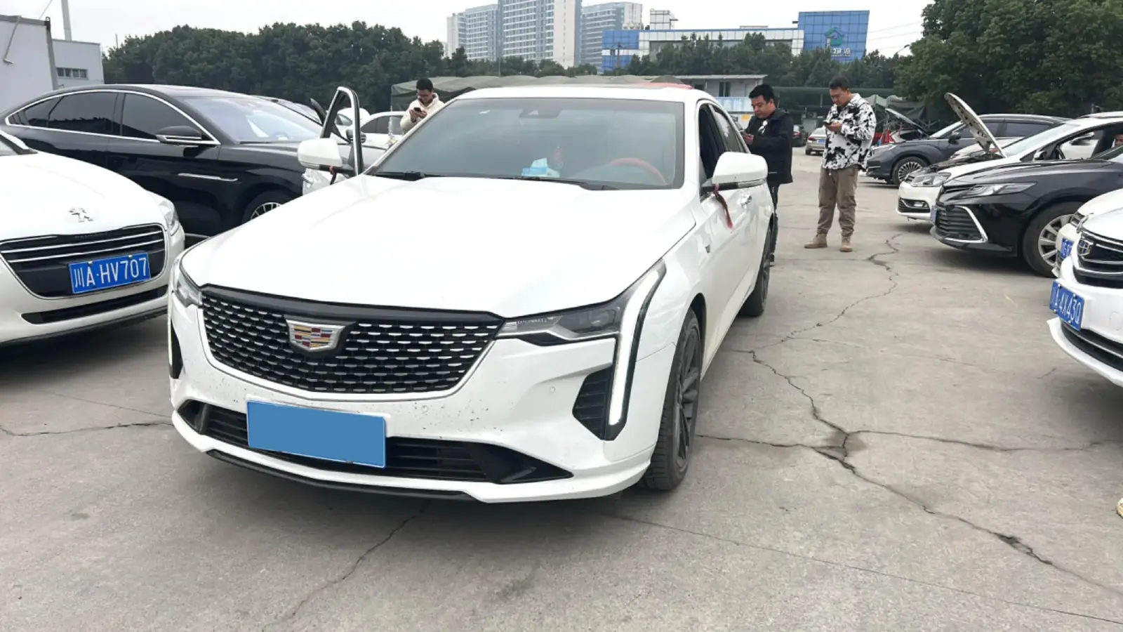 2022 Cadillac CT4 2.0T 237HP L4 8AT