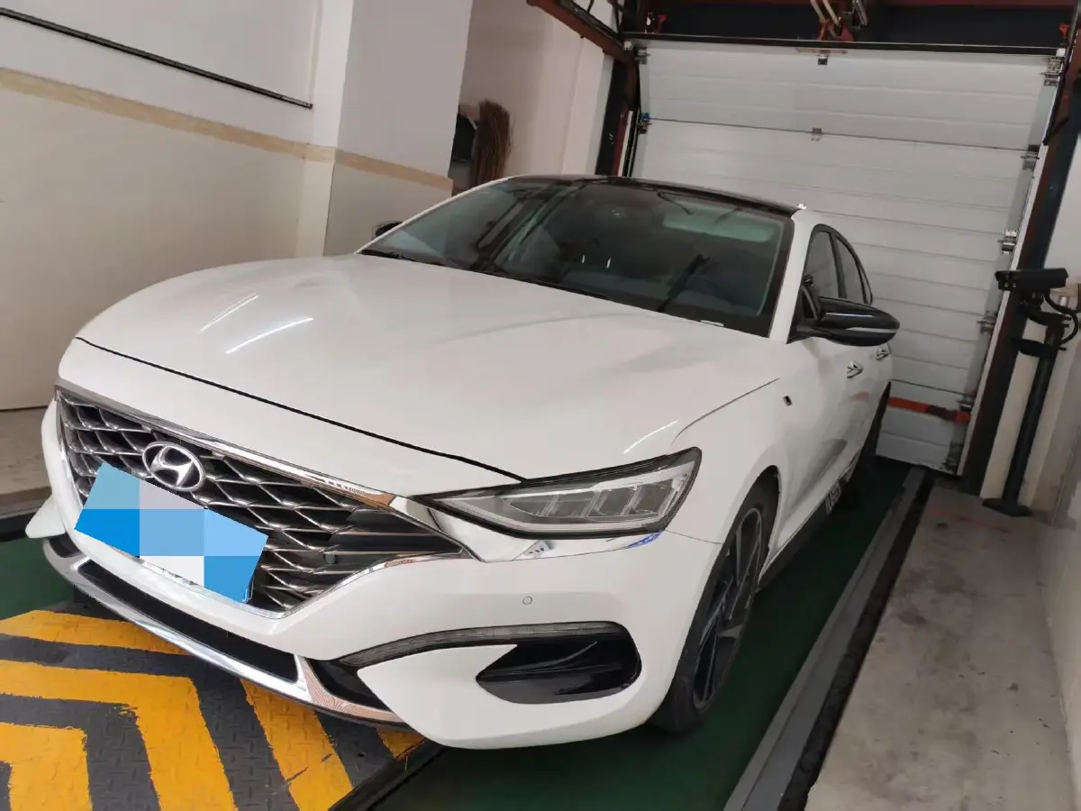 2019 Hyundai La Festa 1.6T 204HP L4 7DCT