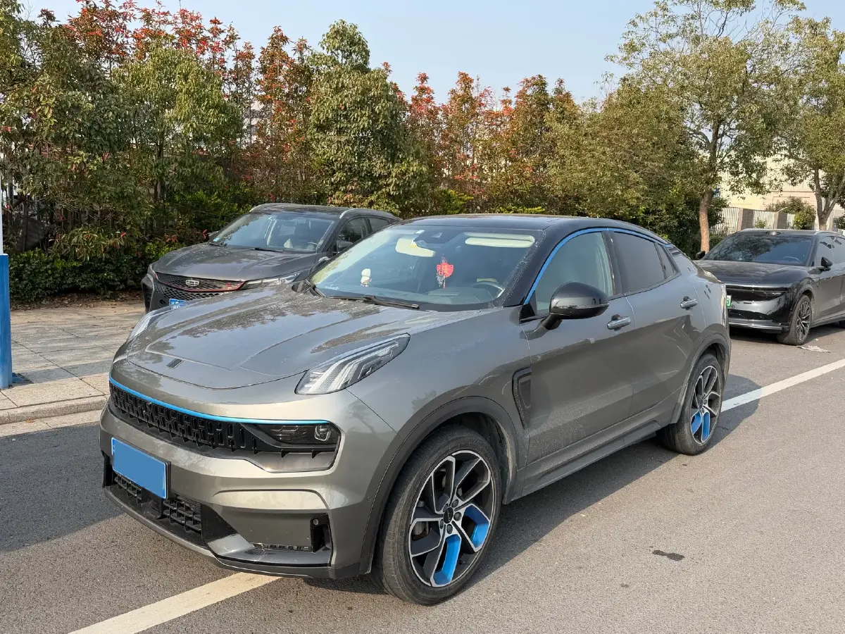2020 LYNK&CO 05 2.0T 254HP L4 8AT