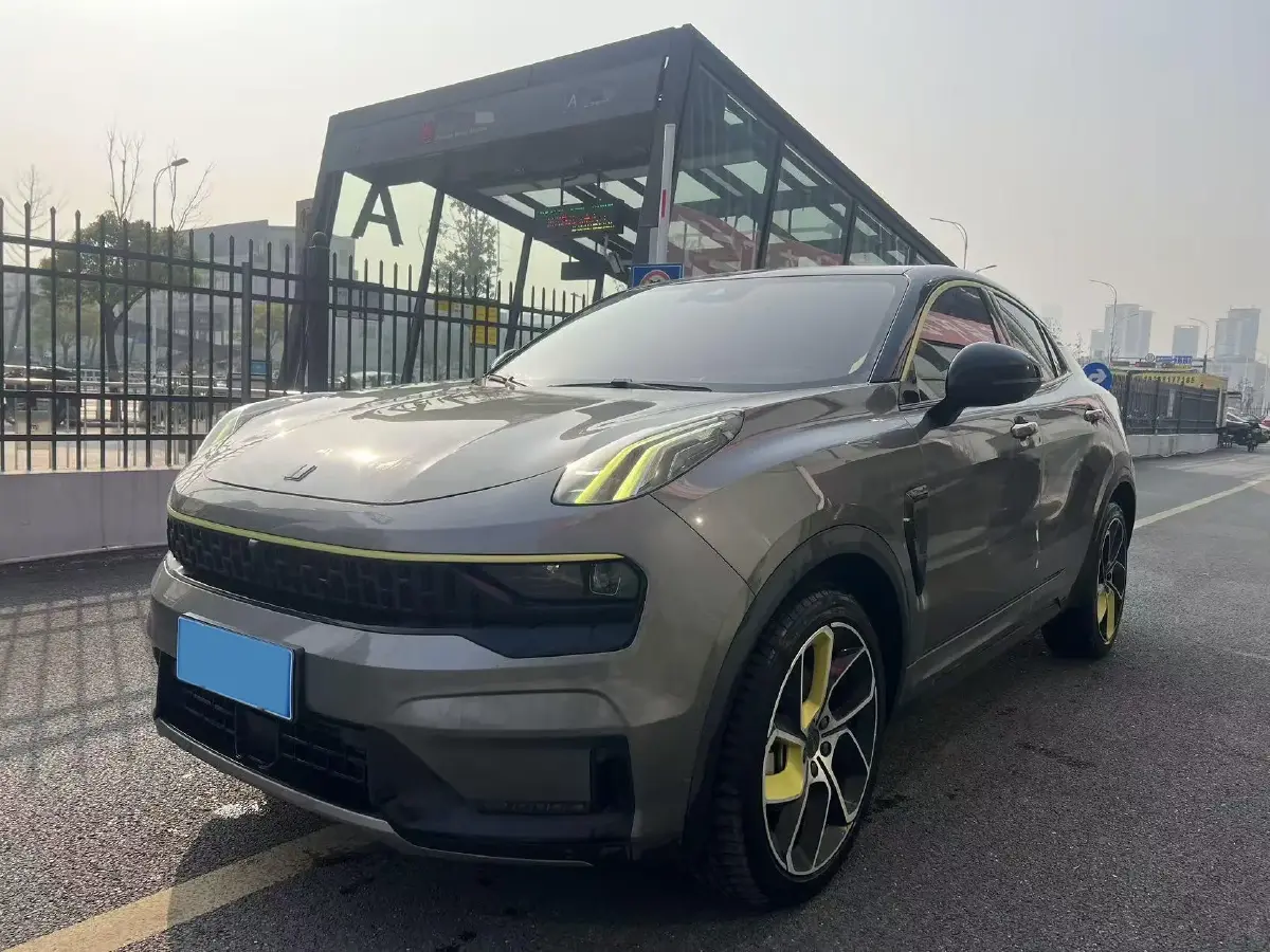 2020 LYNK&CO 05 2.0T 254HP L4 8AT