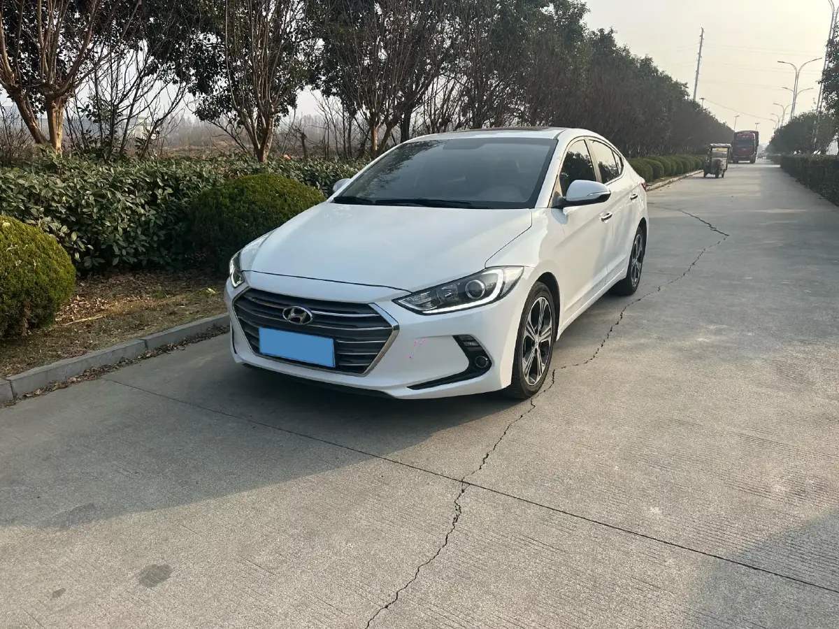 2018 Hyundai Elantra 1.4T 130HP L4 7DCT