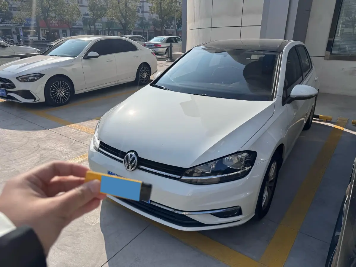 2018 Volkswagen Golf 1.6L 110HP L4 6AT